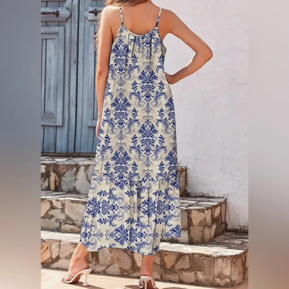 Woman’s bright elegant maxi dress - Picture 2 of 3